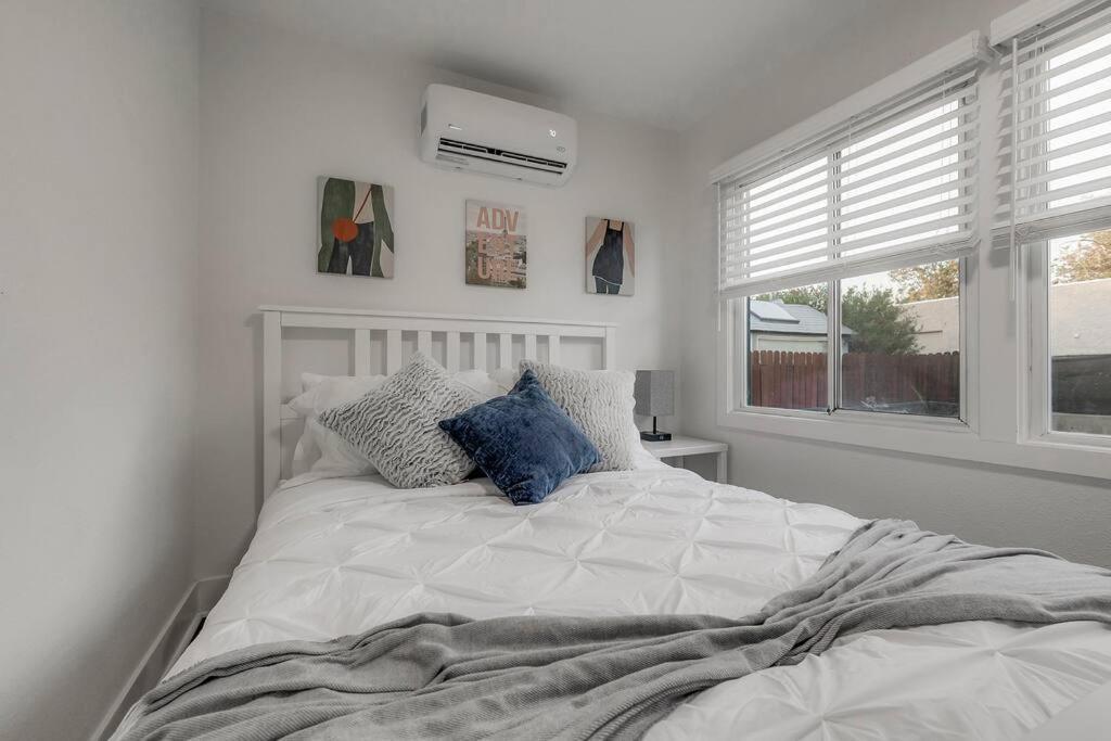 Cheerful 3-Bedroom Home With Free Parking 奇科 外观 照片