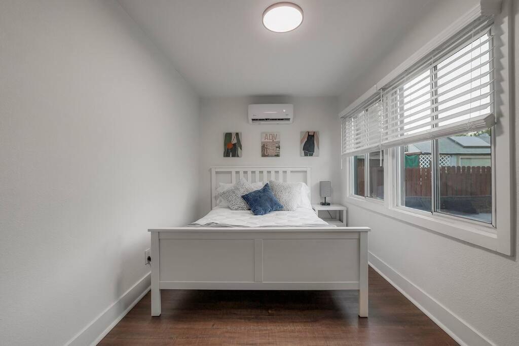 Cheerful 3-Bedroom Home With Free Parking 奇科 外观 照片